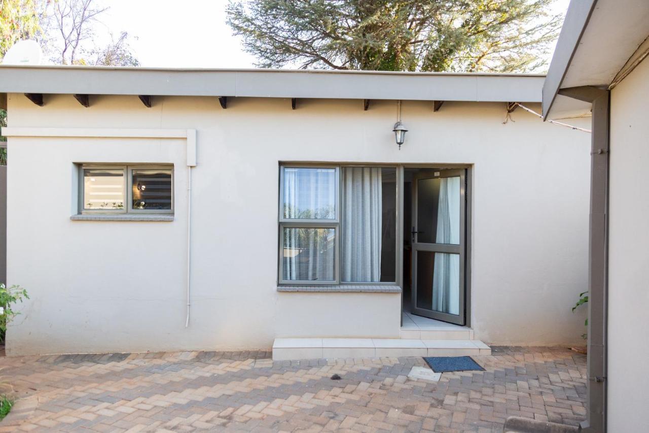 Glen Maine Guest House Pretoria-Noord Eksteriør bilde