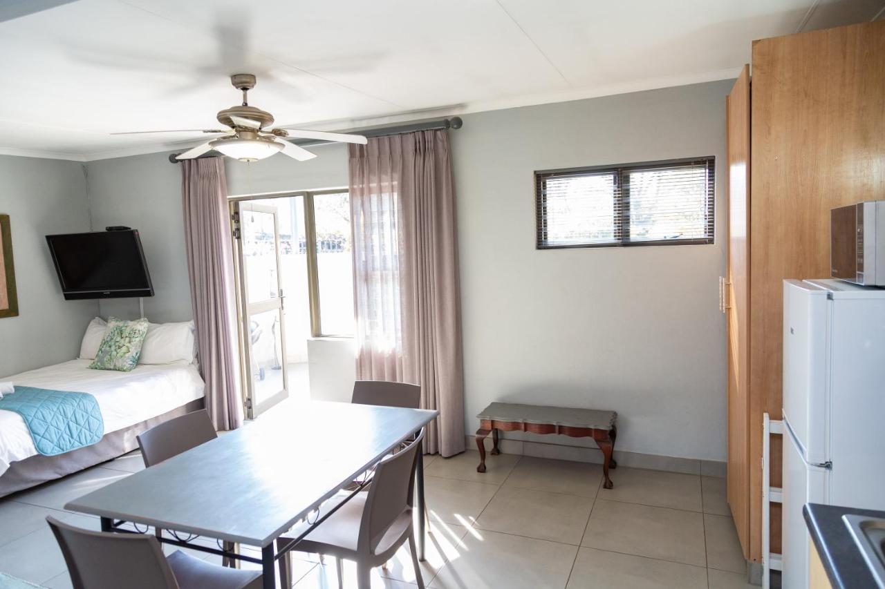 Glen Maine Guest House Pretoria-Noord Eksteriør bilde
